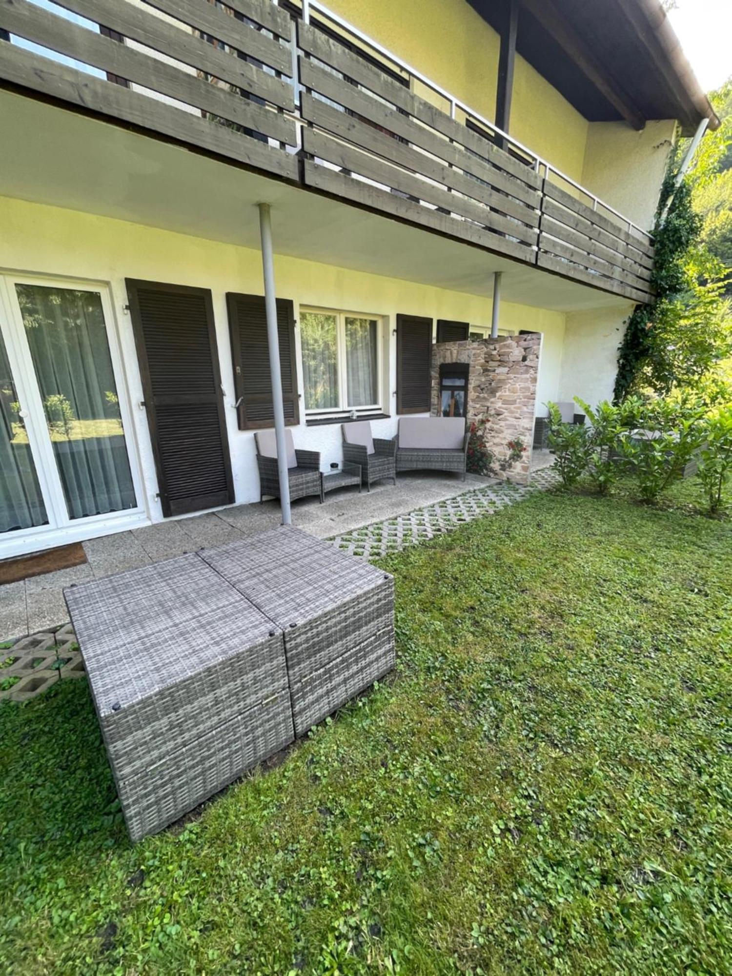 Adler Stube Hotell Münstertal Exteriör bild