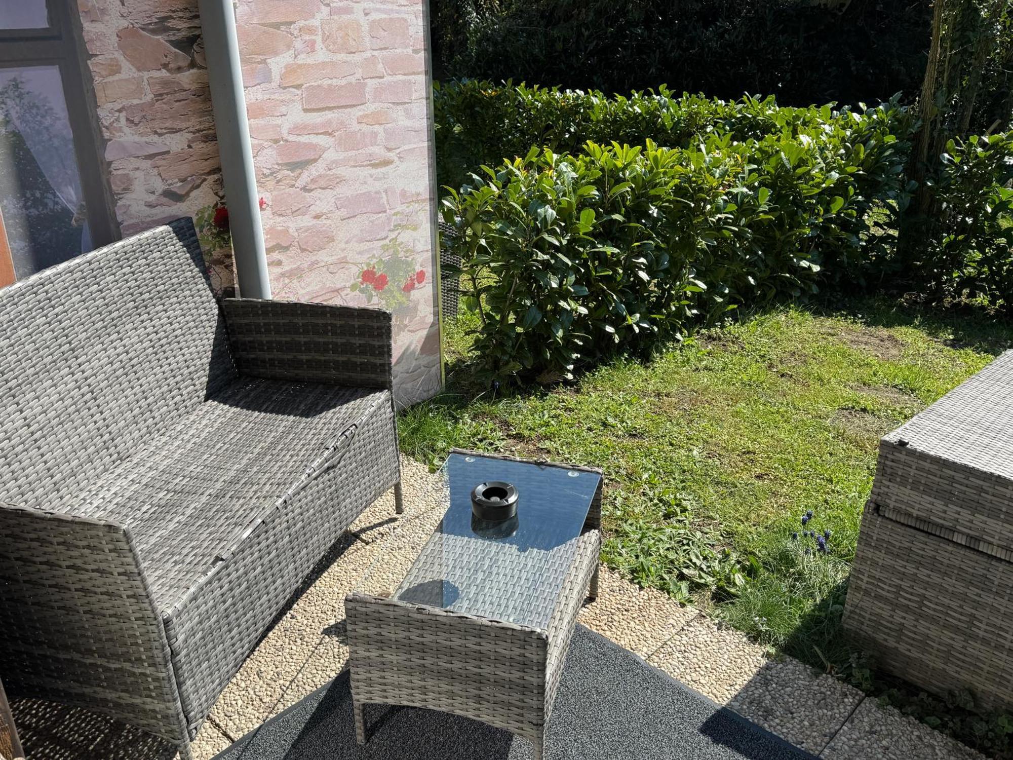 Adler Stube Hotell Münstertal Exteriör bild